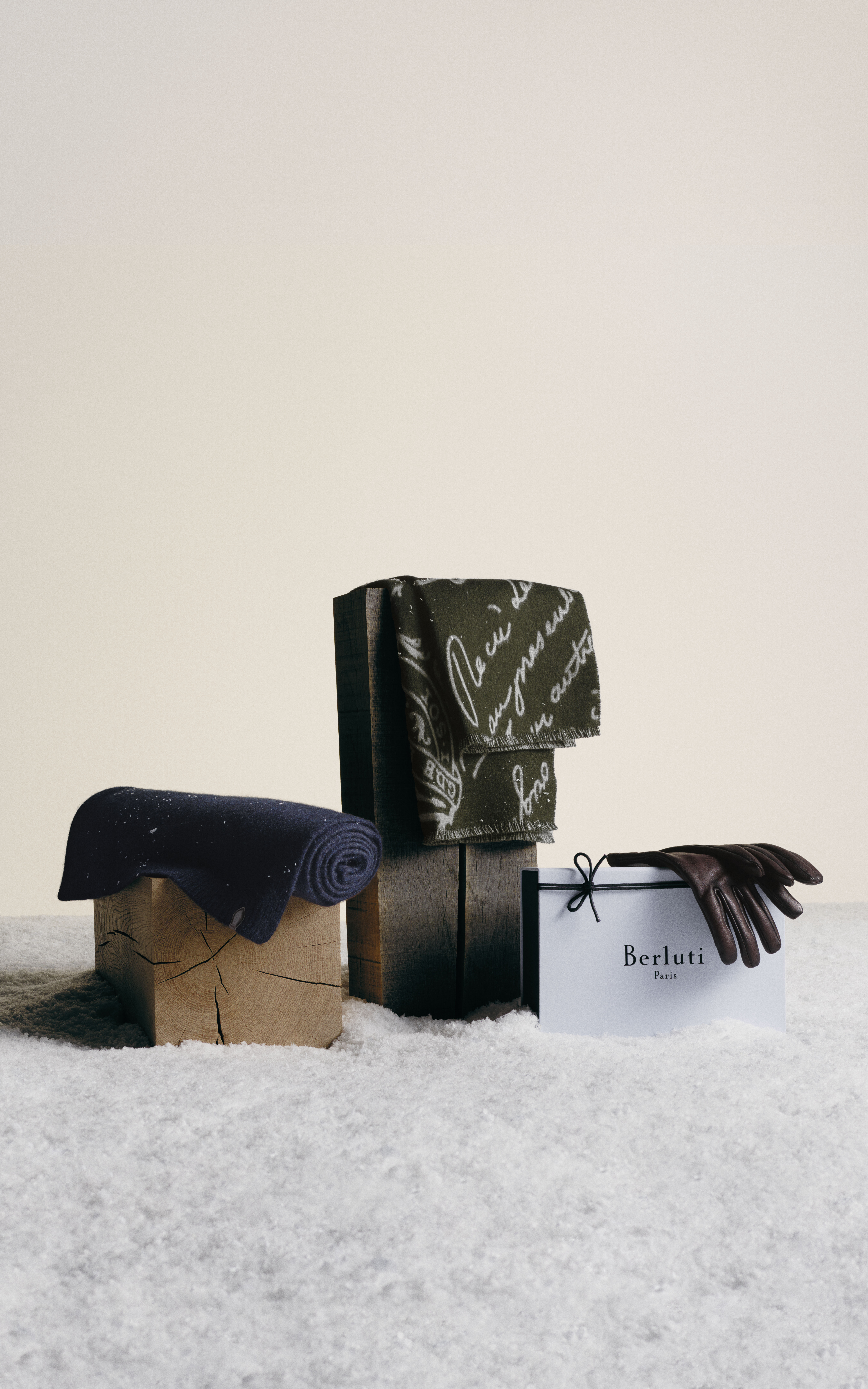 【新品】　BERLUTI ベルルッティ　ソックス　ハンカチーフ　ギフトセット 新品】 BERLUTI ベルルッティ ソックス ハンカチーフ ギフトセット